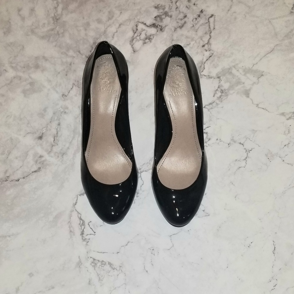 [Vince Camuto] "Zella" Black Patent Leather Heels - Picture 4 of 8